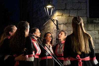 2 klapa Merla.jpg